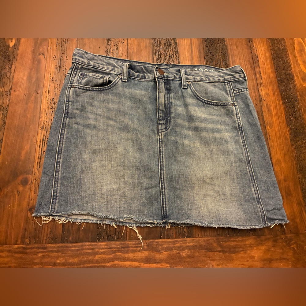 Gap Denim Mini Skirt Women's Size 10 Classic Casual Blue Jean Festival Beach M